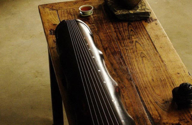 泰州市古琴蕴含的传统文化，一把古琴制备出来要两年的时间